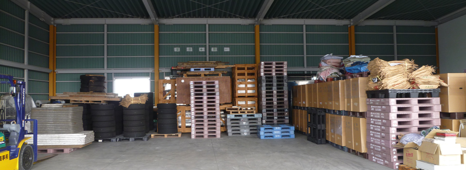 24時間警備セキュリティ対応の倉庫を所持しております。